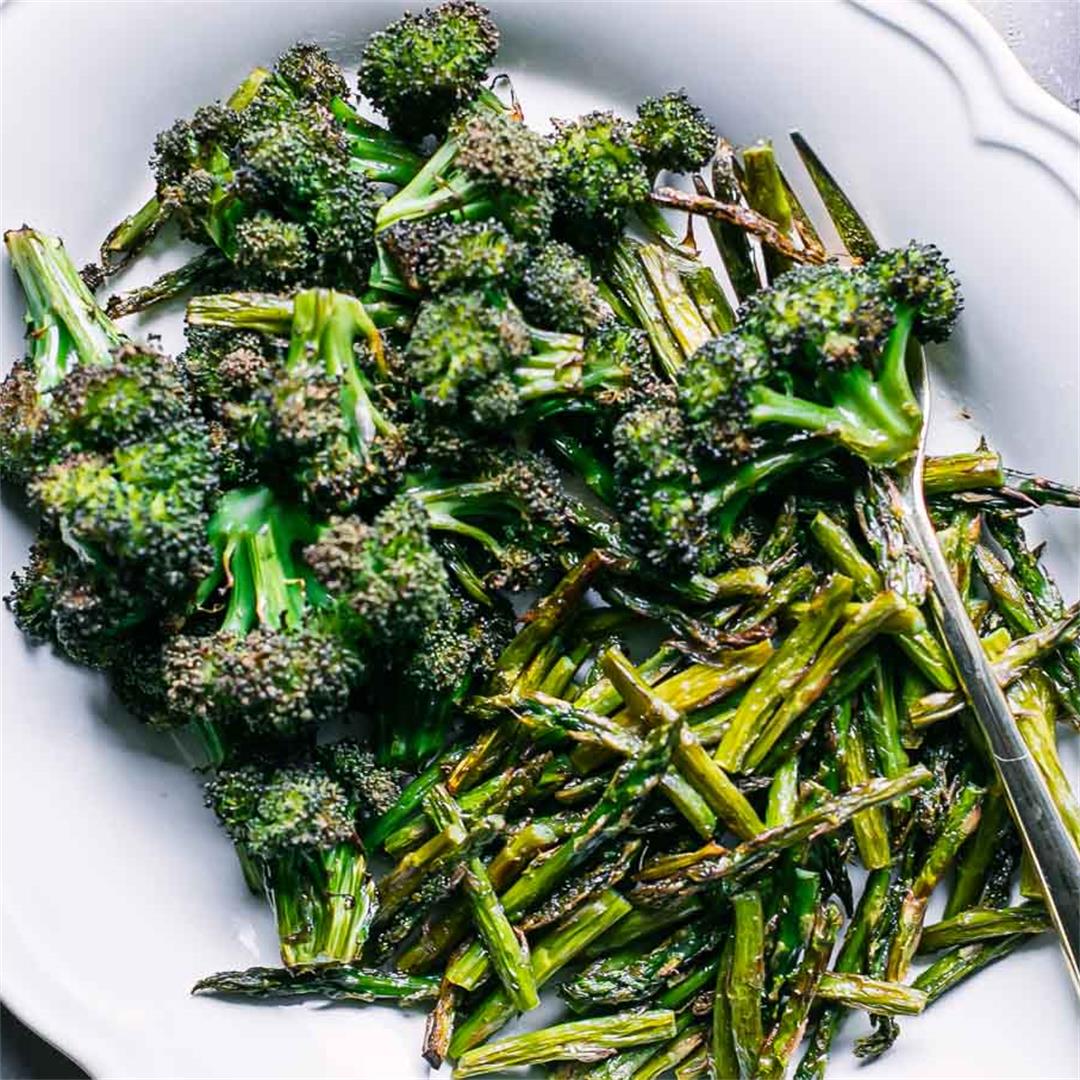 Roasted Broccoli and Asparagus ⋆ Only 5 Ingredients + 30 Mins