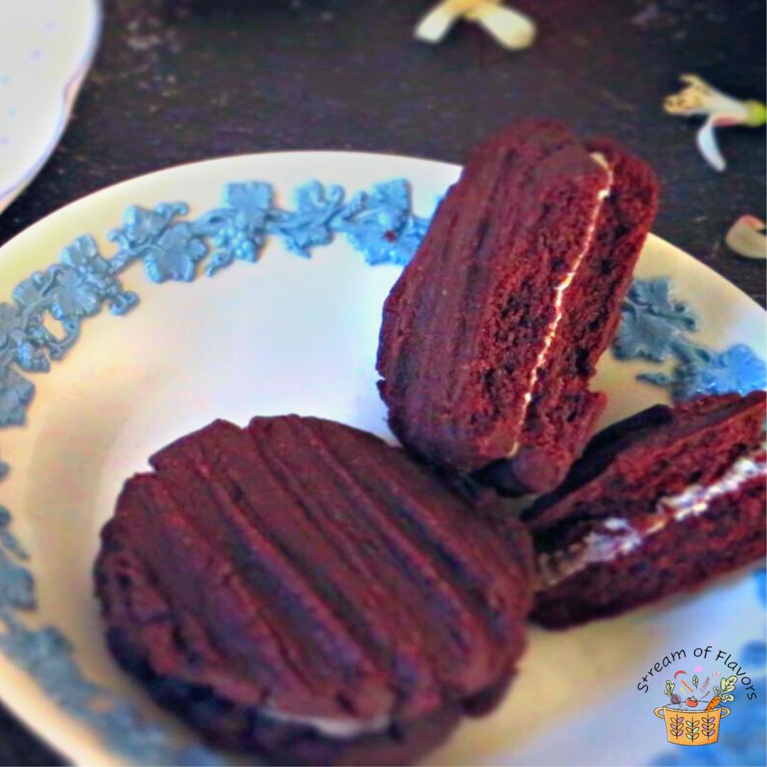 Chocolate Cookies With Cream Filling