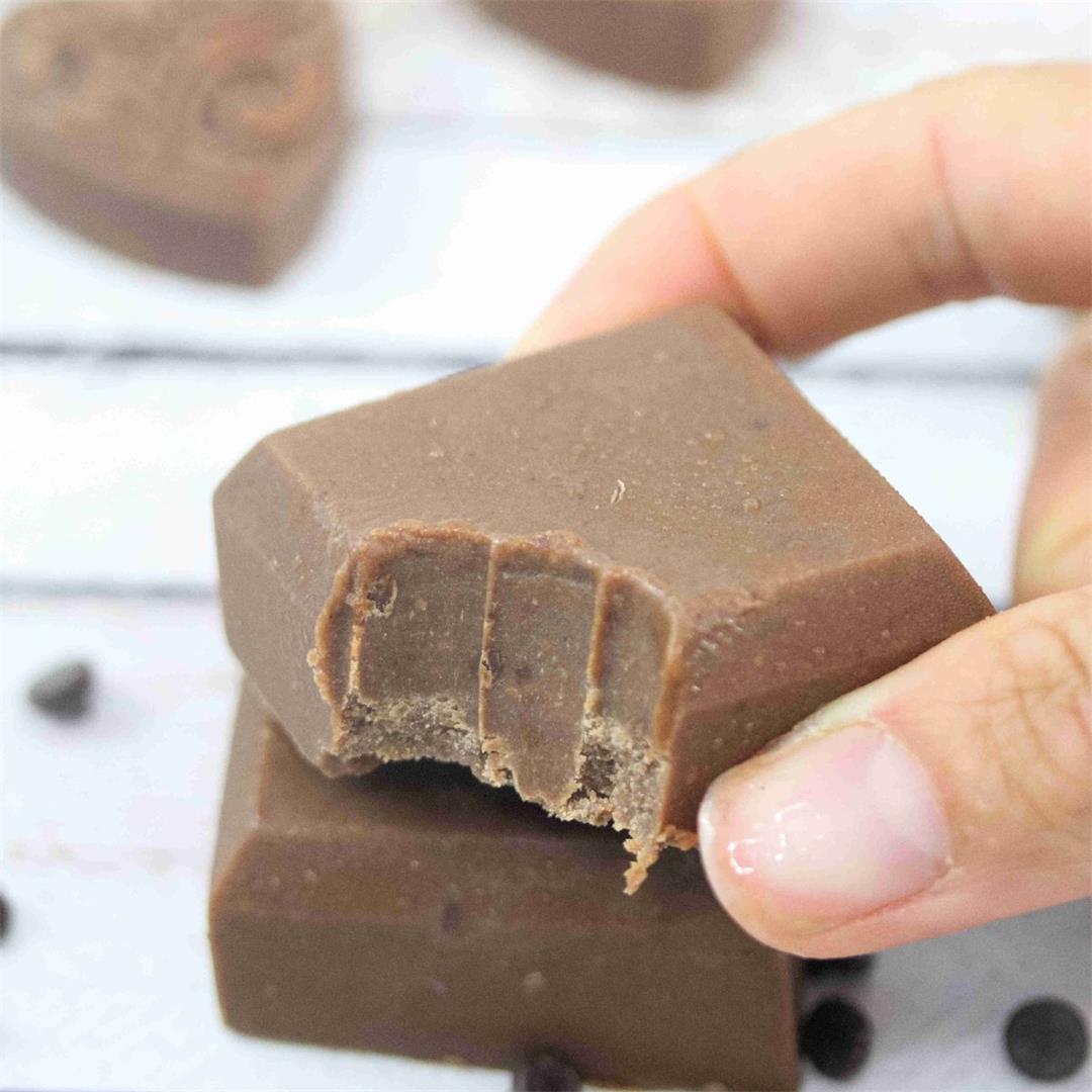 Easy Chocolate Protein Fudge (dairy-free)