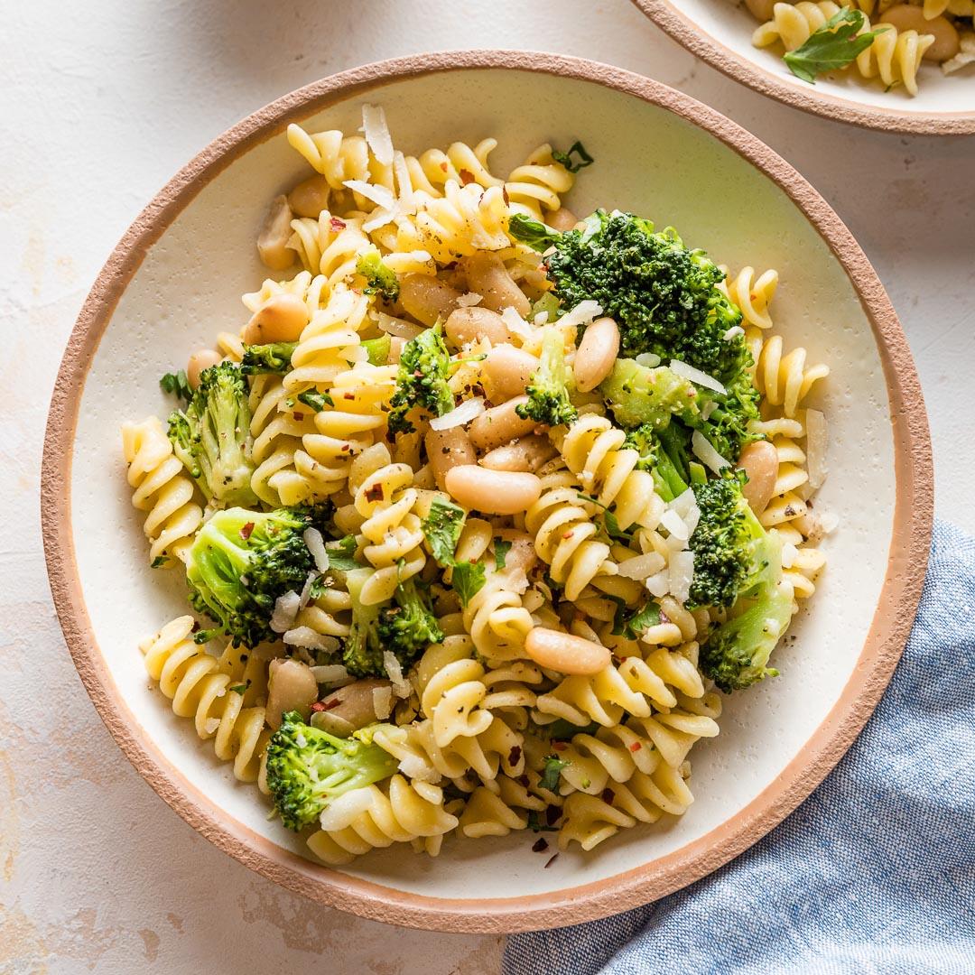 Pasta with White Beans and Broccoli
