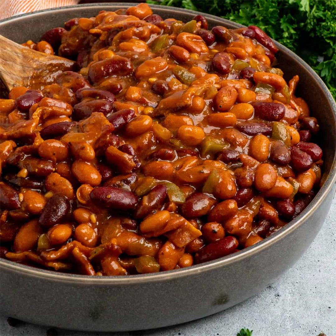 Crock Pot Baked Beans with Bacon
