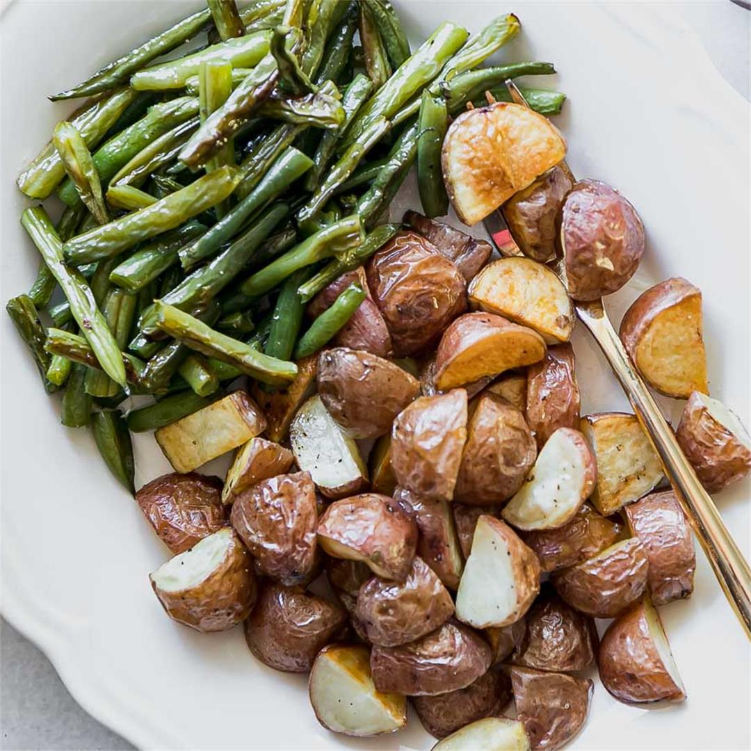 Roasted Green Beans and Potatoes ⋆ 5 Ingredients + 30 Minutes!