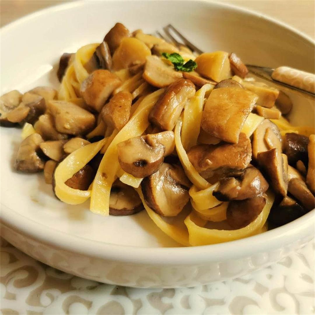 Tagliatelle with Porcini Mushrooms