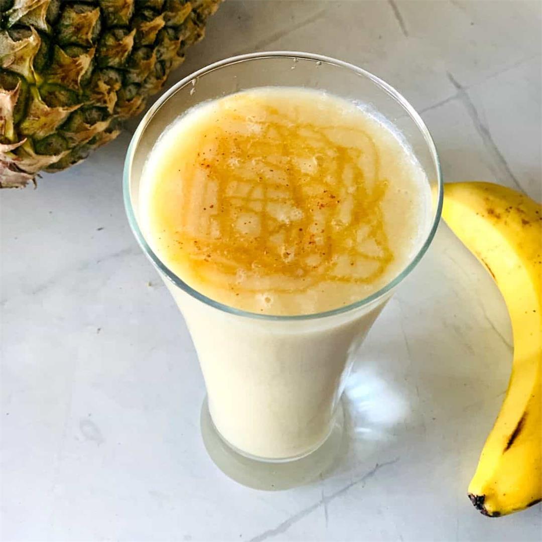 Pineapple Banana Smoothie With Coconut milk