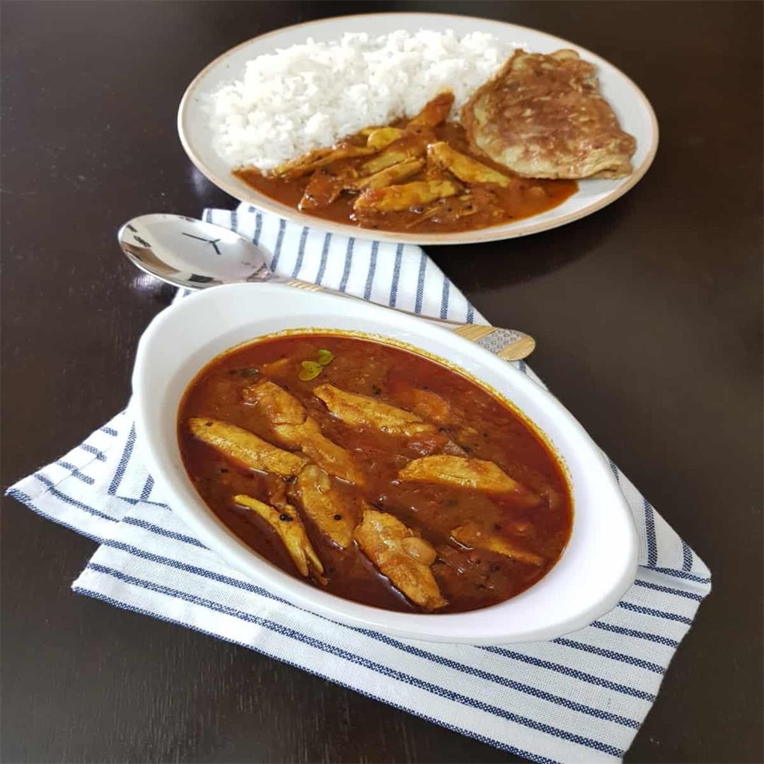 Nethili Meen Kulambu/ Anchovies Fish Curry/ Easy Meen Curry |