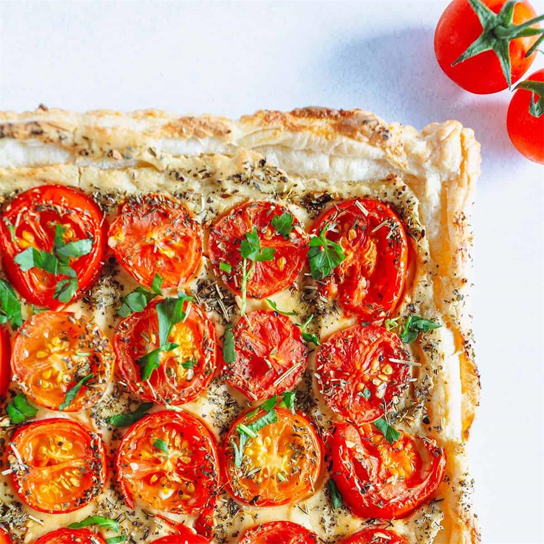 Easy Tomato and Cashew Cheese Tart with Puff Pastry