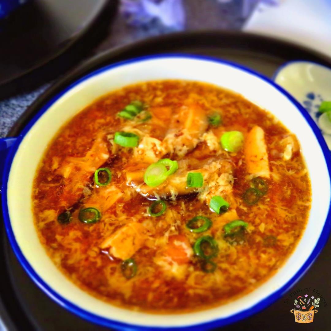 Hot and Sour Soup With Chicken