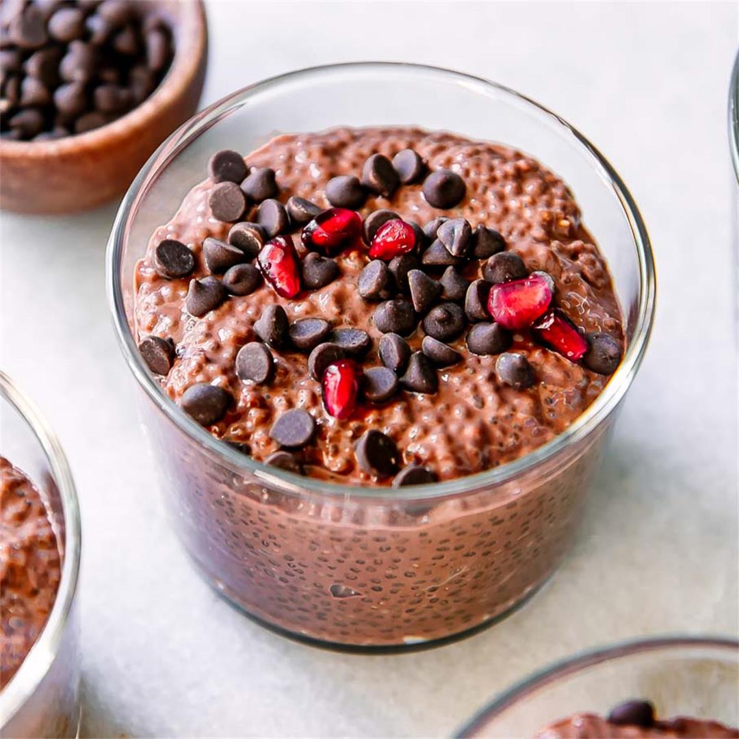 Chocolate Chia Seed Pudding ⋆ Light Dessert or Sweet Snack!