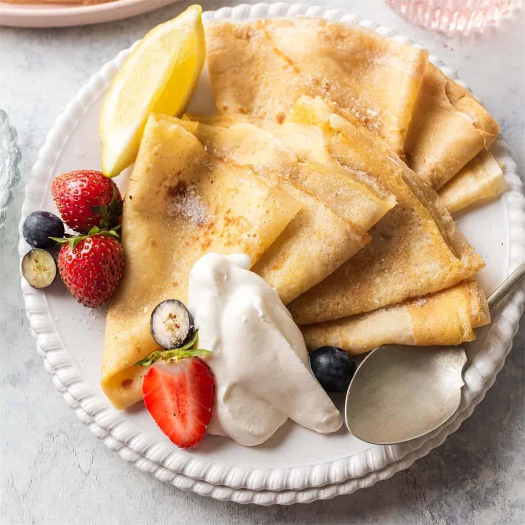 How To Make French Crêpes (2 ways)