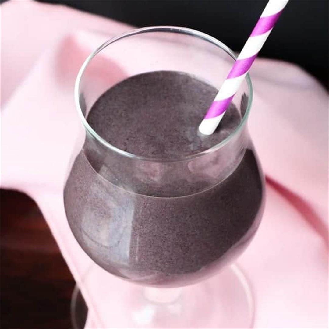Delicious And Nutritious Blueberry Spinach Smoothie