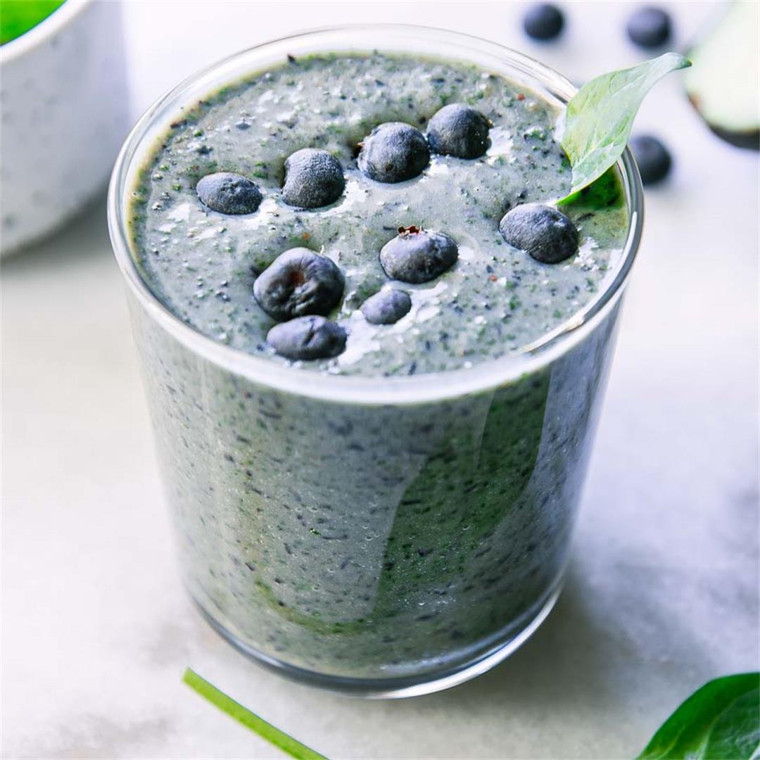 Blueberry Spinach Smoothie ⋆ Creamy, Dairy-Free, Only 5 Minutes