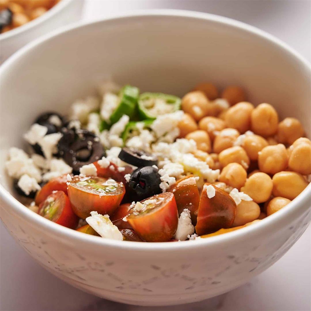 Vegetarian Rice Bowl with Chickpeas