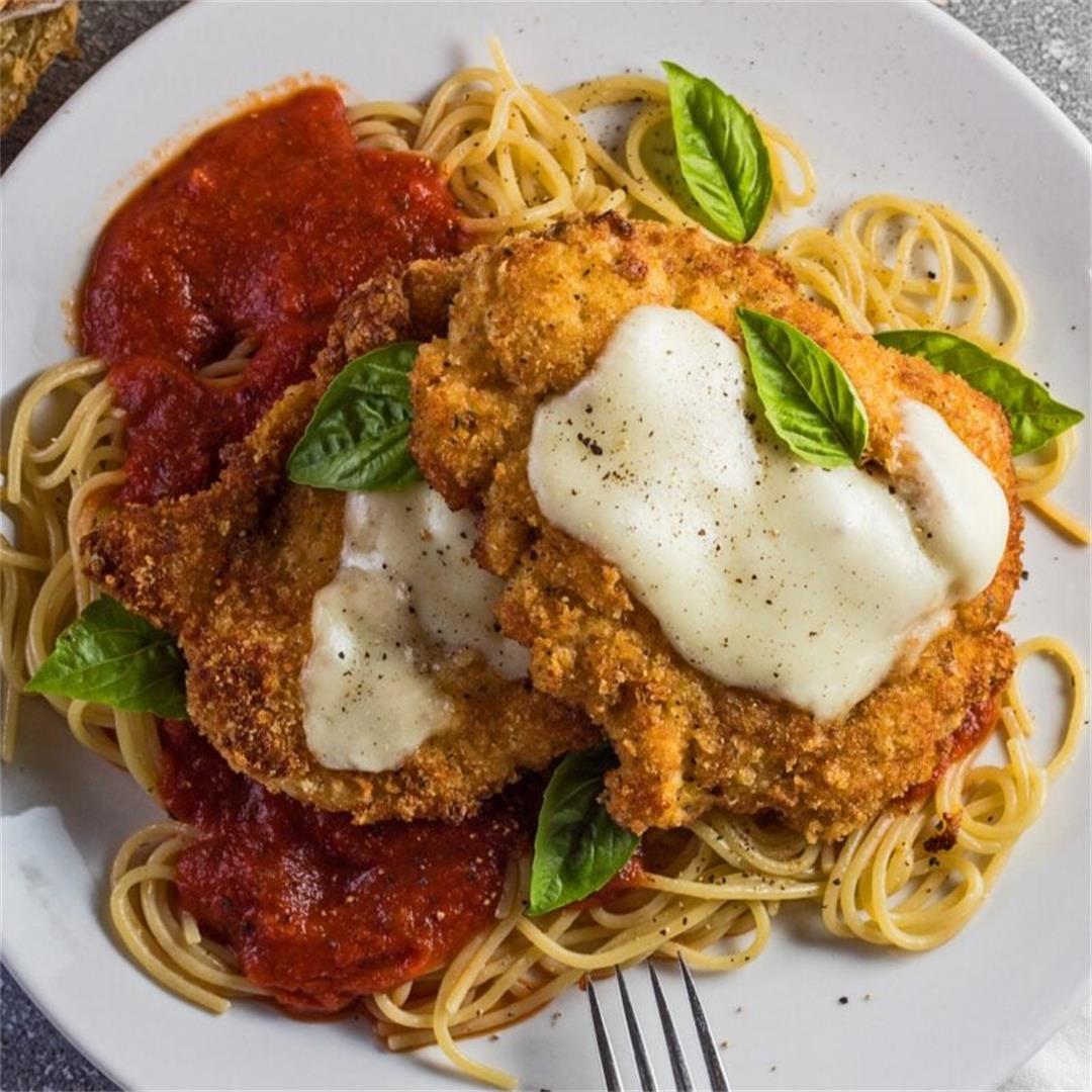 Tasty Chicken Parmesan: Easy Homemade Chicken Parmigiana Recipe
