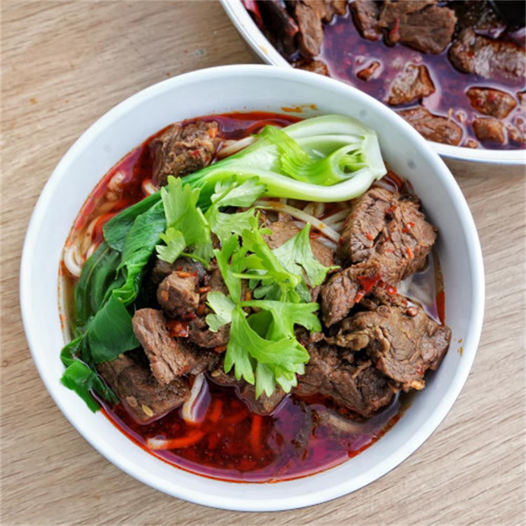 Sichuan beef noodles soup- How to make spicy noodles with bold
