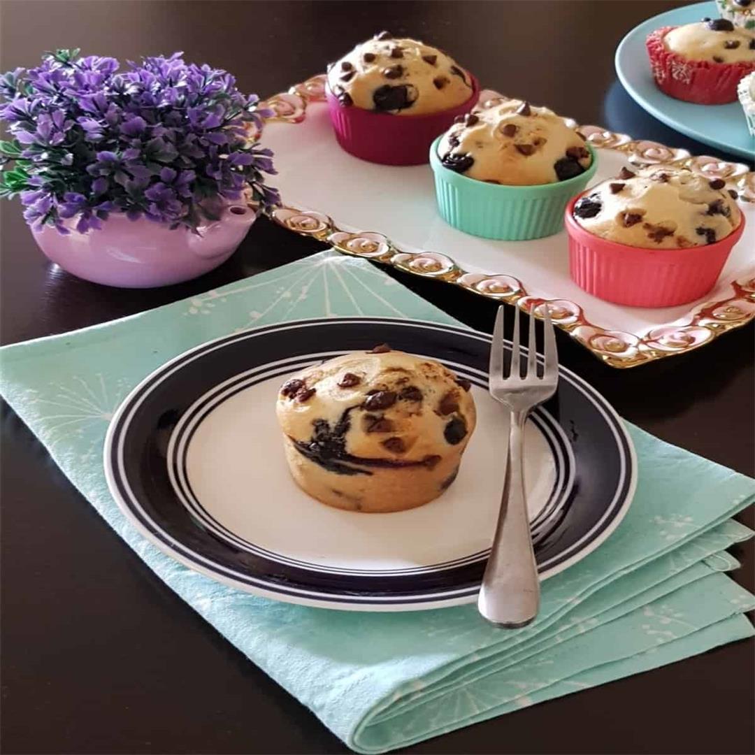 Blueberry Chocolate Chip Muffins/ Easy Chocolate Blueberry Muff