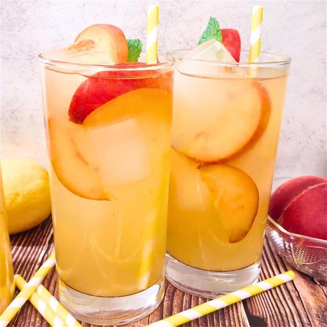 Refreshing Peach Vodka Lemonade