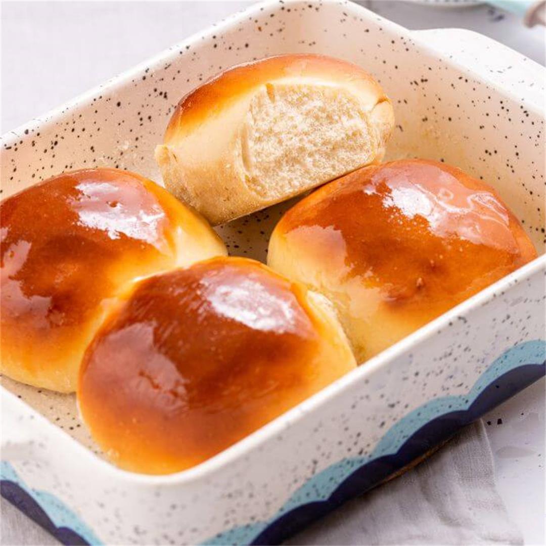 Easy Yeast Rolls for Beginners (Small Batch)