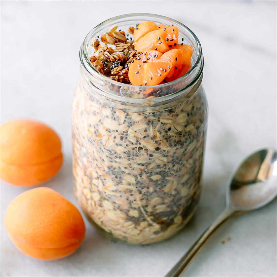 Apricot Overnight Oats ⋆ Only 5 Minutes to Prep for Breakfast!
