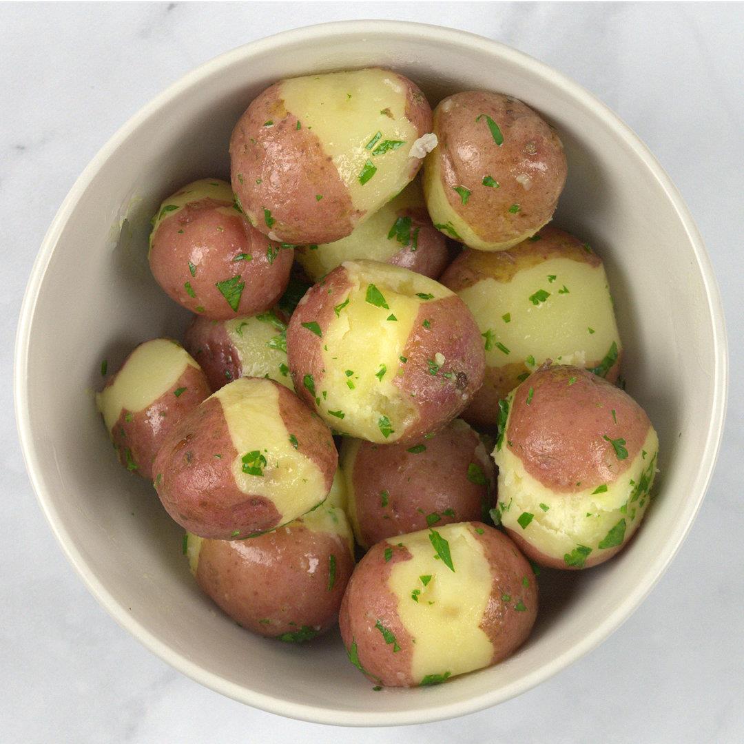 Red Parsley Potatoes – A Gourmet Food Blog