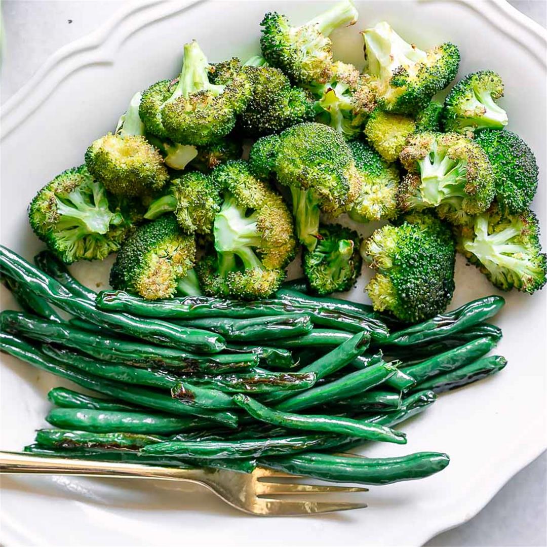 Roasted Broccoli and Green Beans ⋆ Easy Veggie Combo Side Dish!