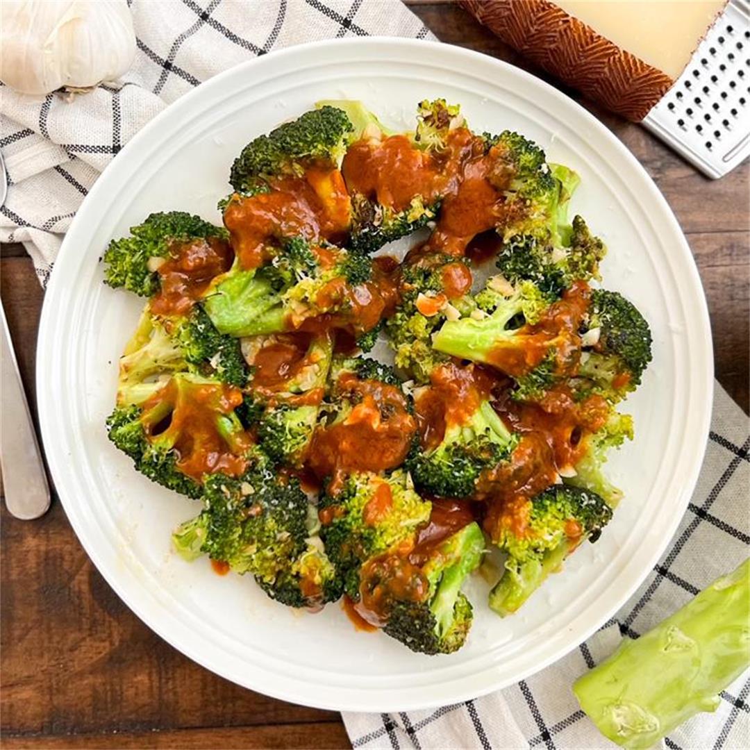 Garlic Broccoli with a Kick of Spicy Sauce | Easy Recipe