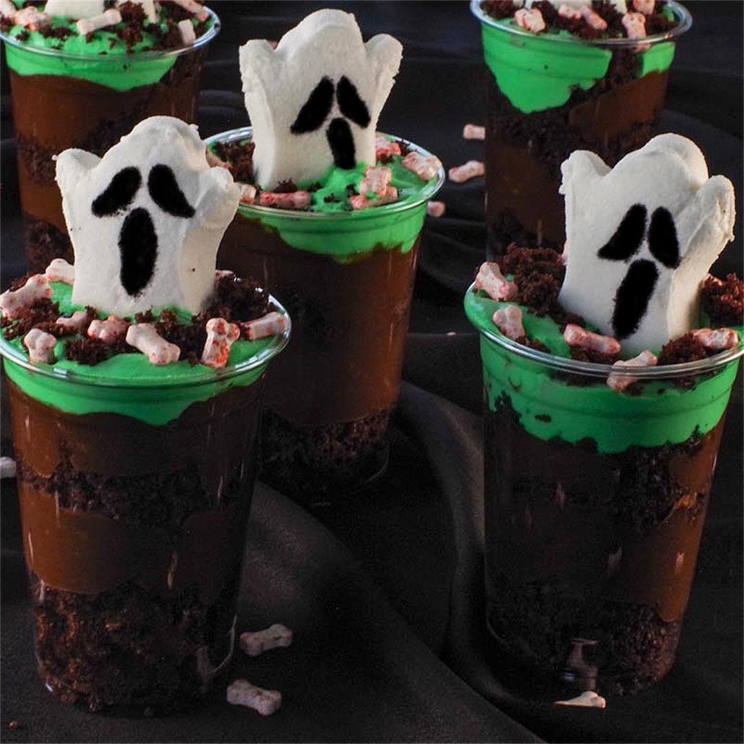 Boo! Halloween Dessert Cups