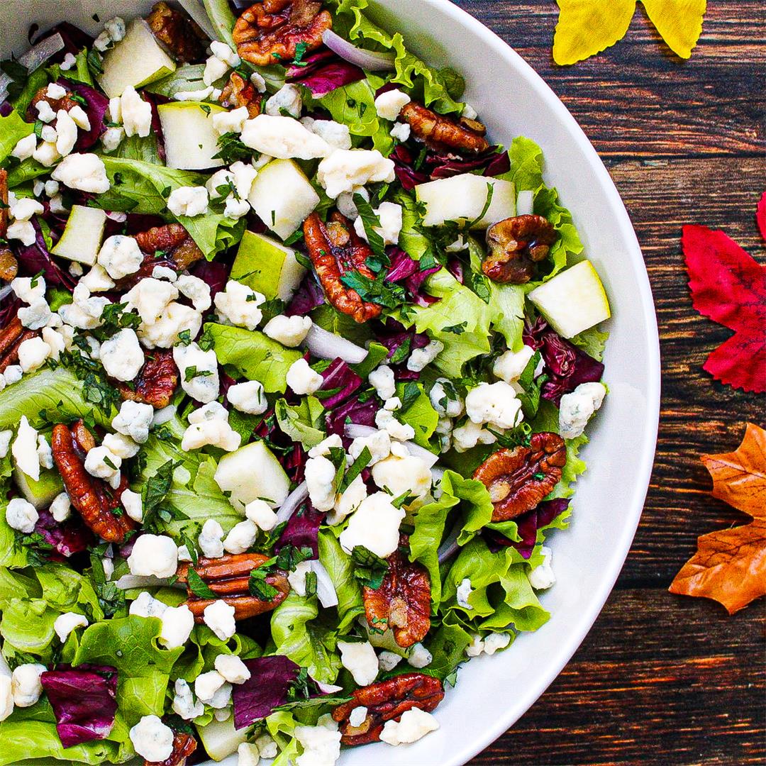 Fall Harvest Pear Salad with Candied Cinnamon Pecans