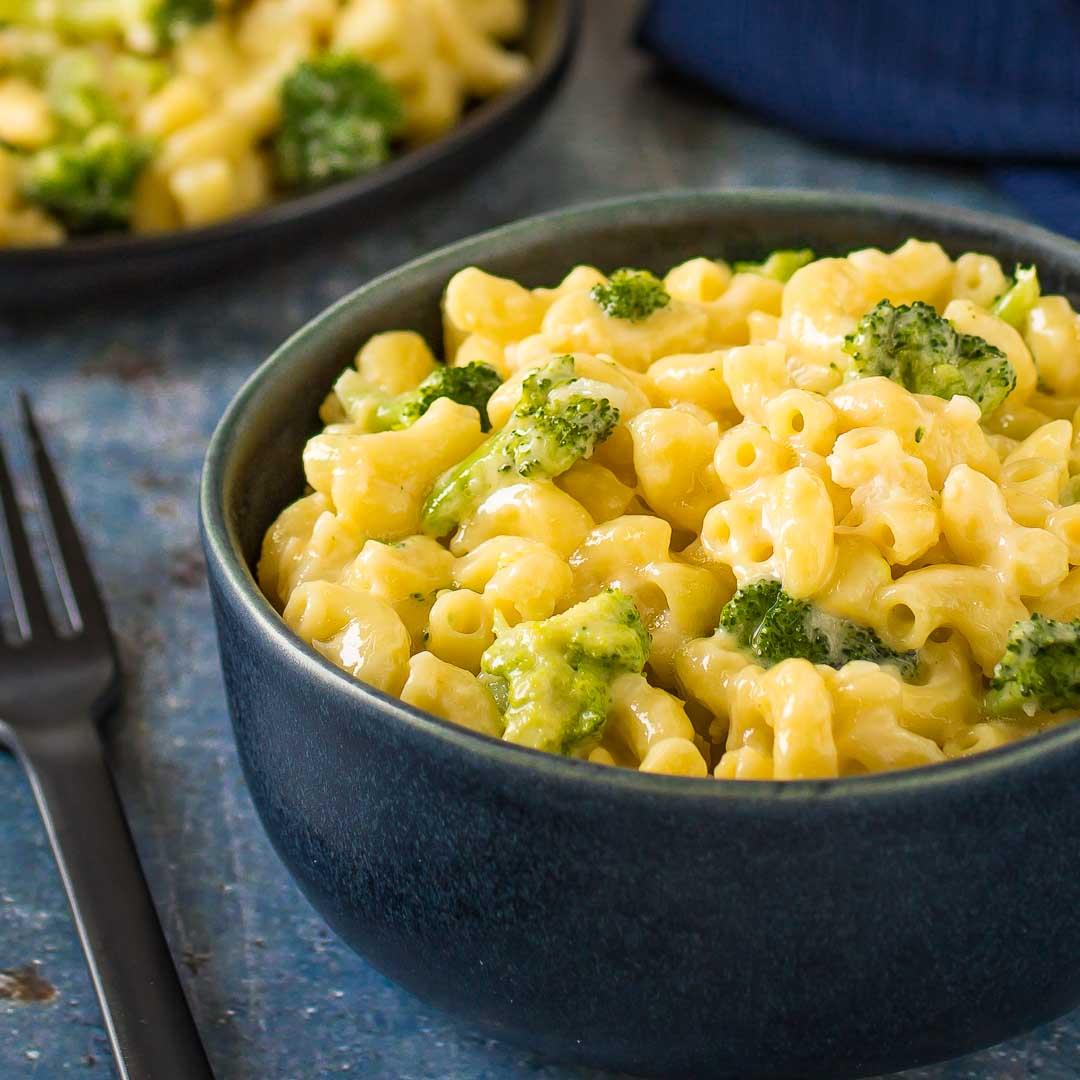 Easy One Pot Broccoli Mac and Cheese