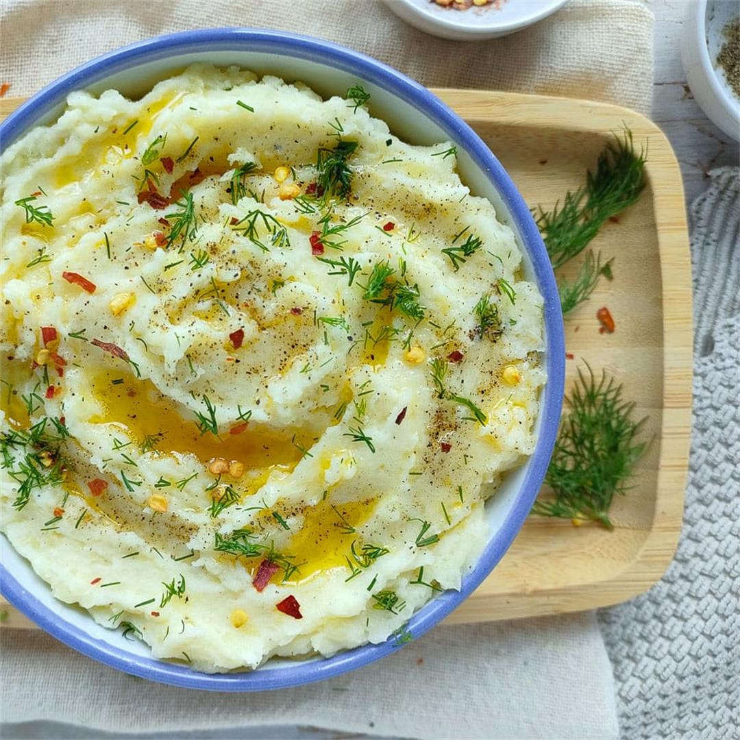 Healthy Mashed Potatoes with Greek Yogurt and Dill