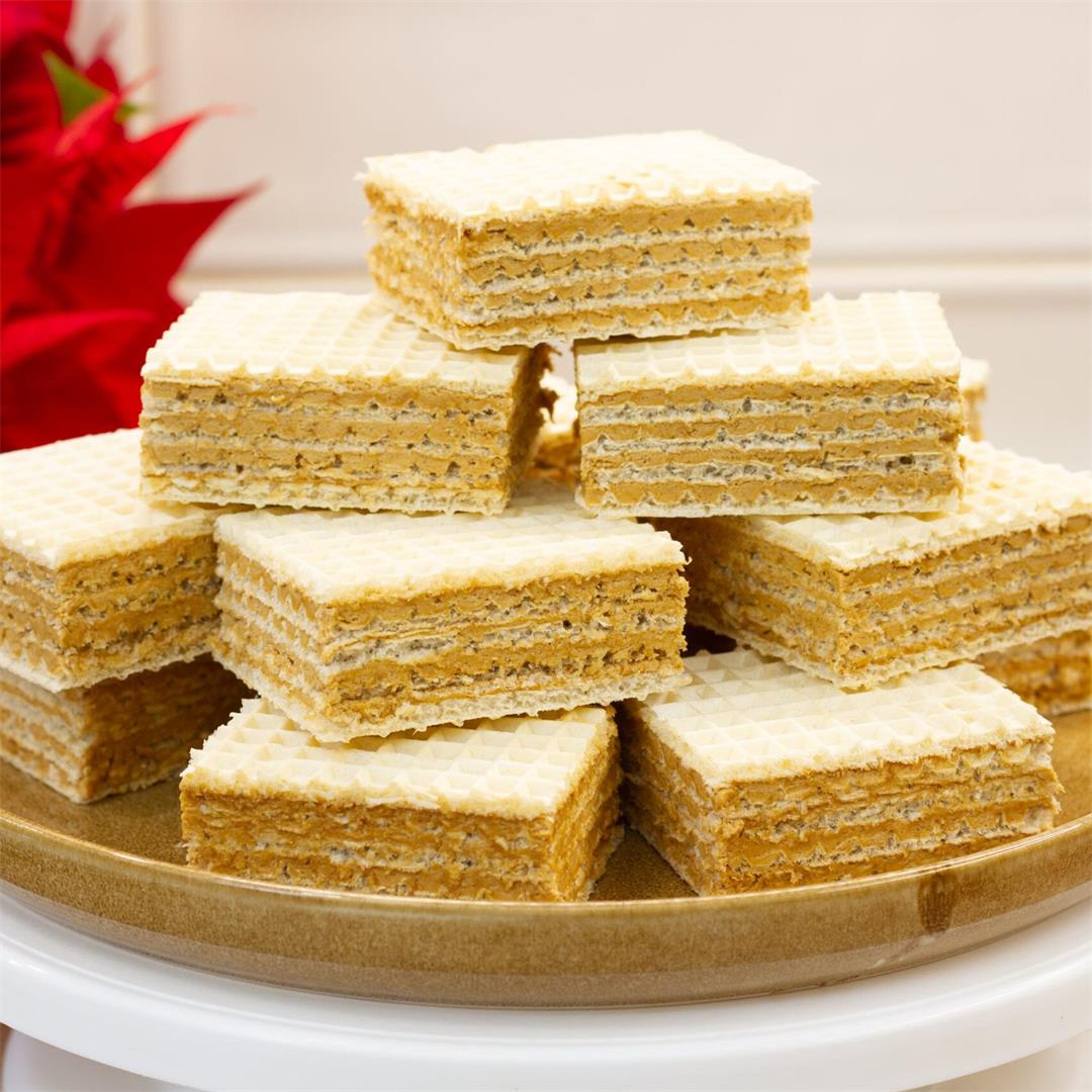 Wafer with coffee cream ⋆ MeCooks Blog