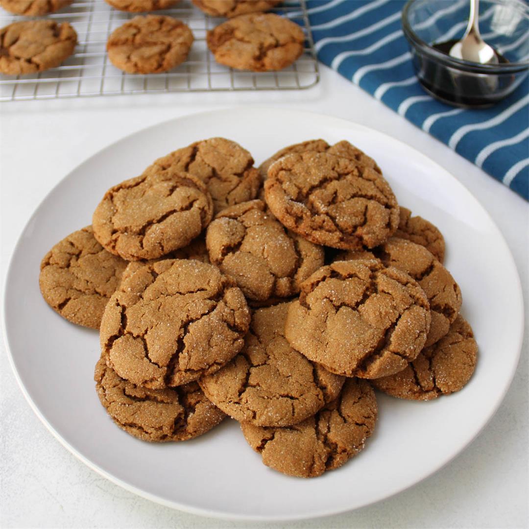 Chewy Vegan Ginger Molasses Cookies