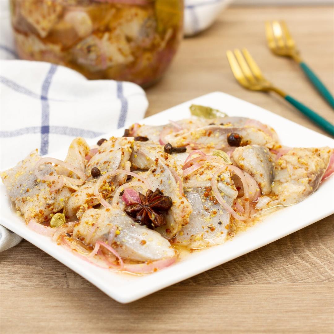 Herring with spices ⋆ MeCooks Blog