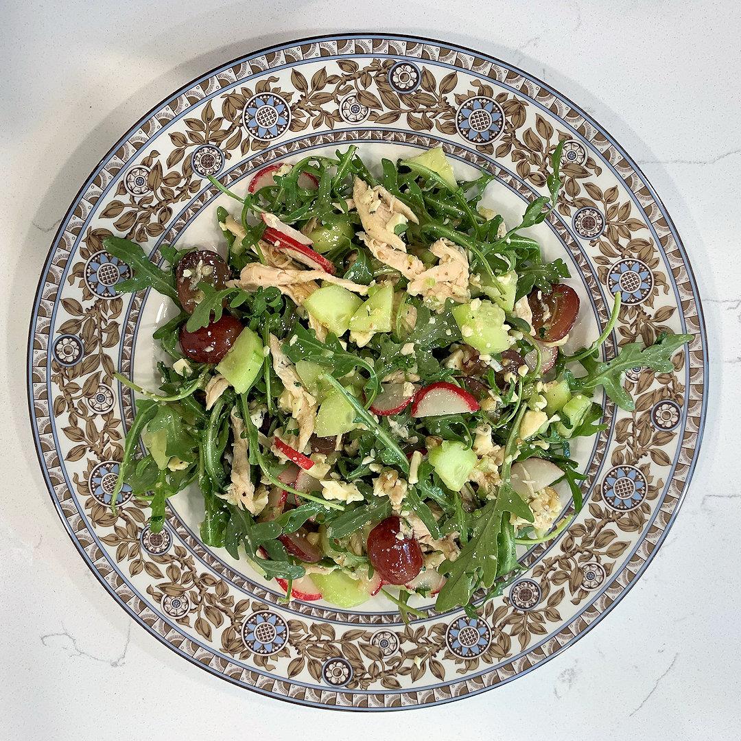 Chicken Arugula Salad with Grapes & Radishes – A Gourmet Food B
