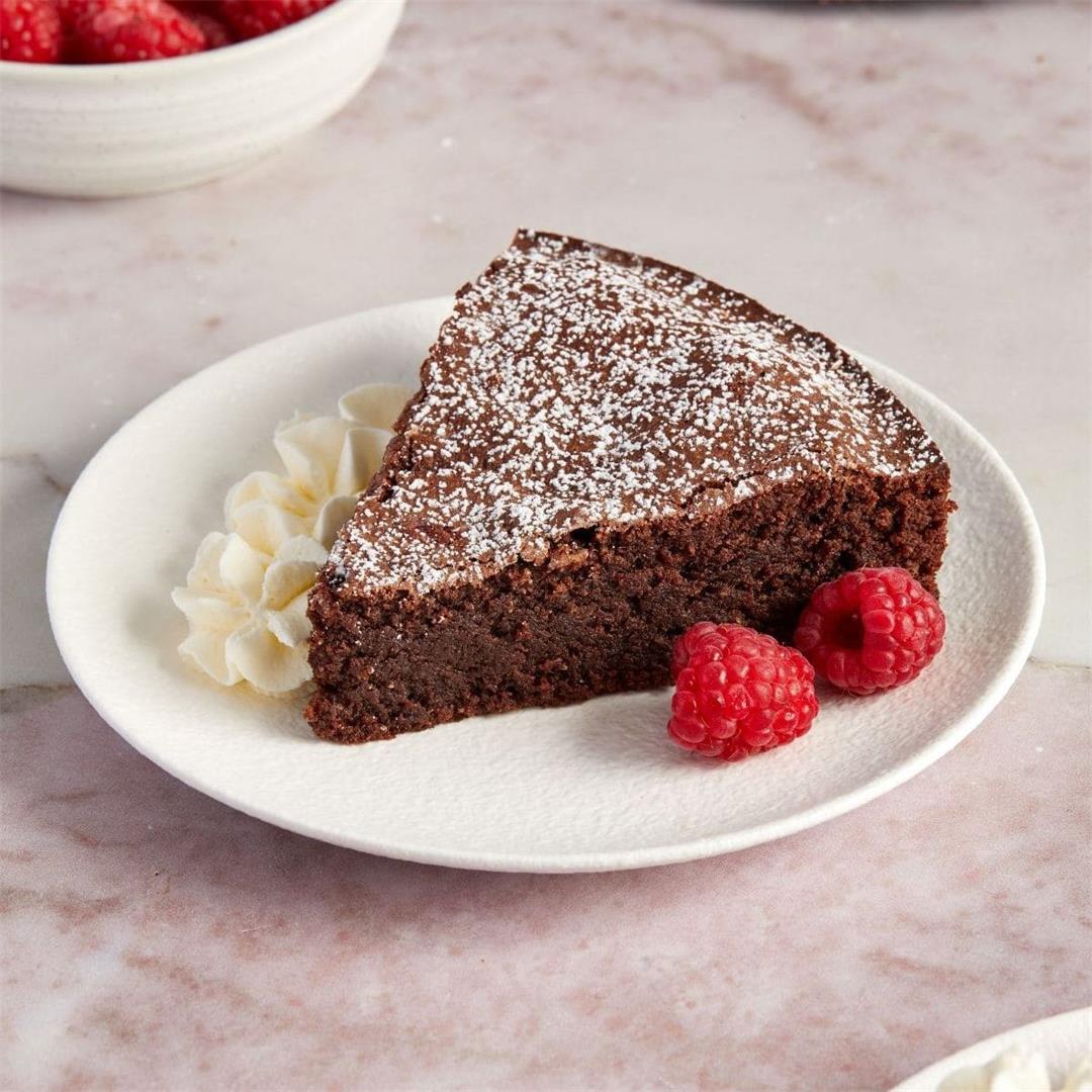 Flourless Chocolate Cake (Torta Caprese)