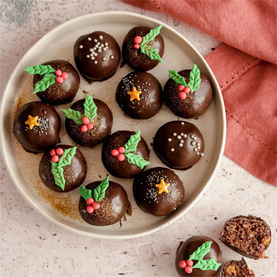 Christmas biscuit truffles