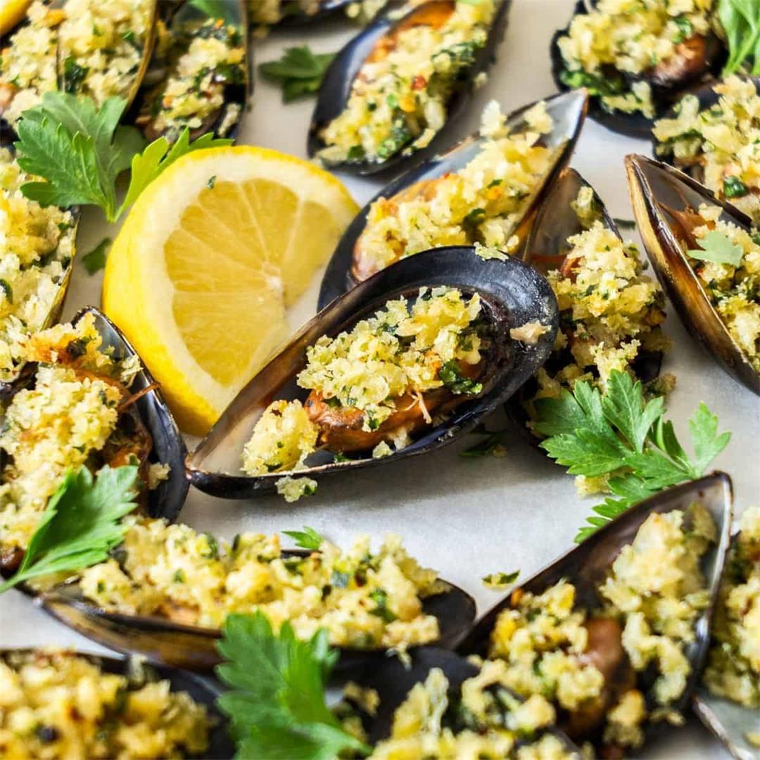 Baked Stuffed Mussels (Cozze Gratinate)