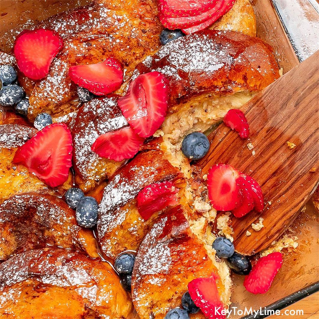 BEST French Toast Bake {Baked French Toast Casserole VIDEO}