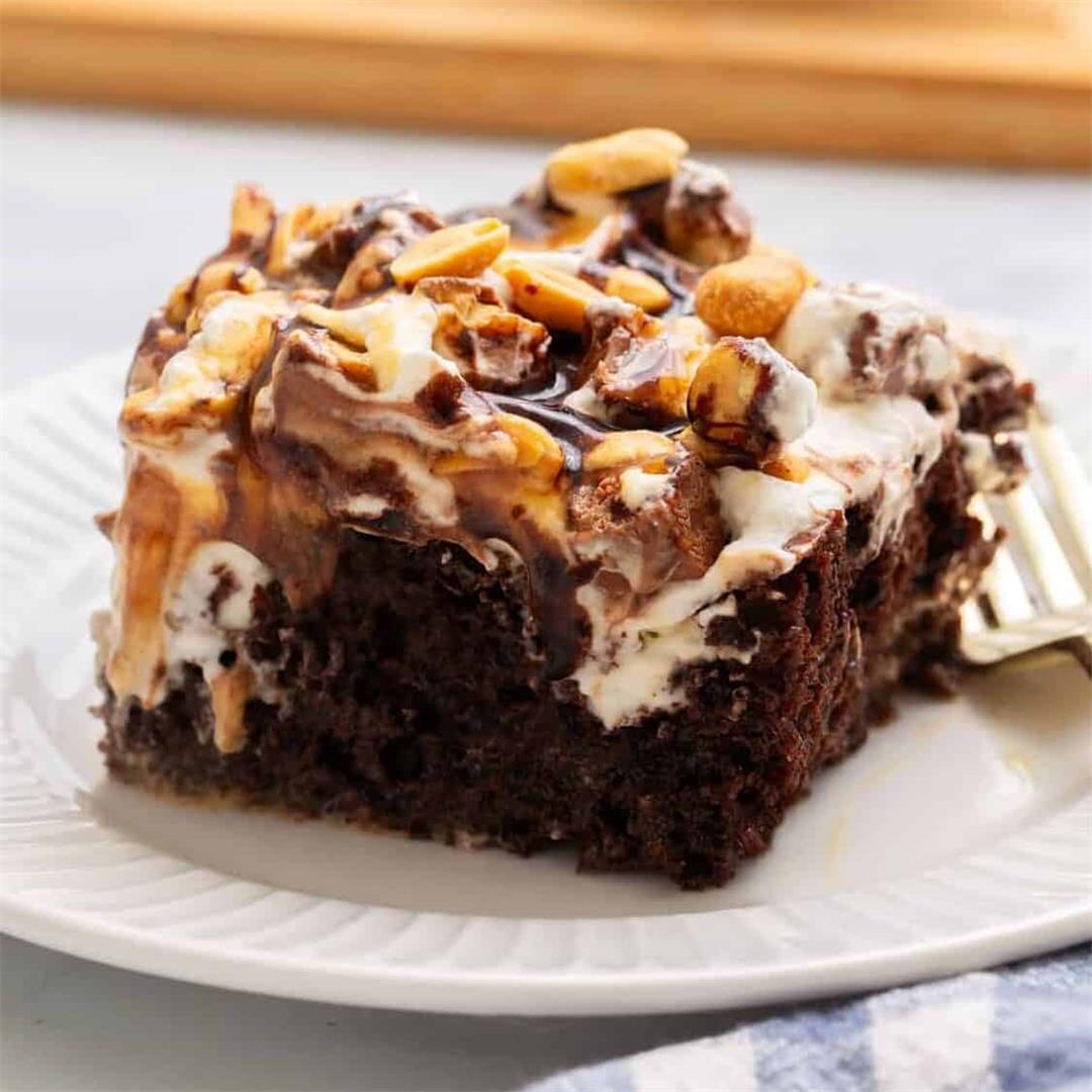 The Best Snickers Cake