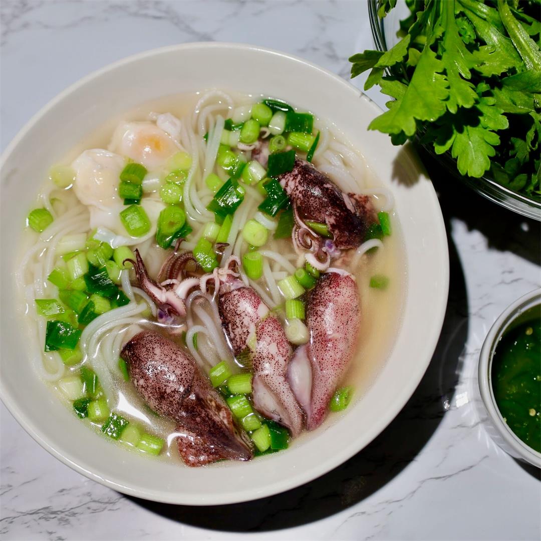 Hu Tieu Muc Recipe (Vietnamese Squid Rice Noodle)