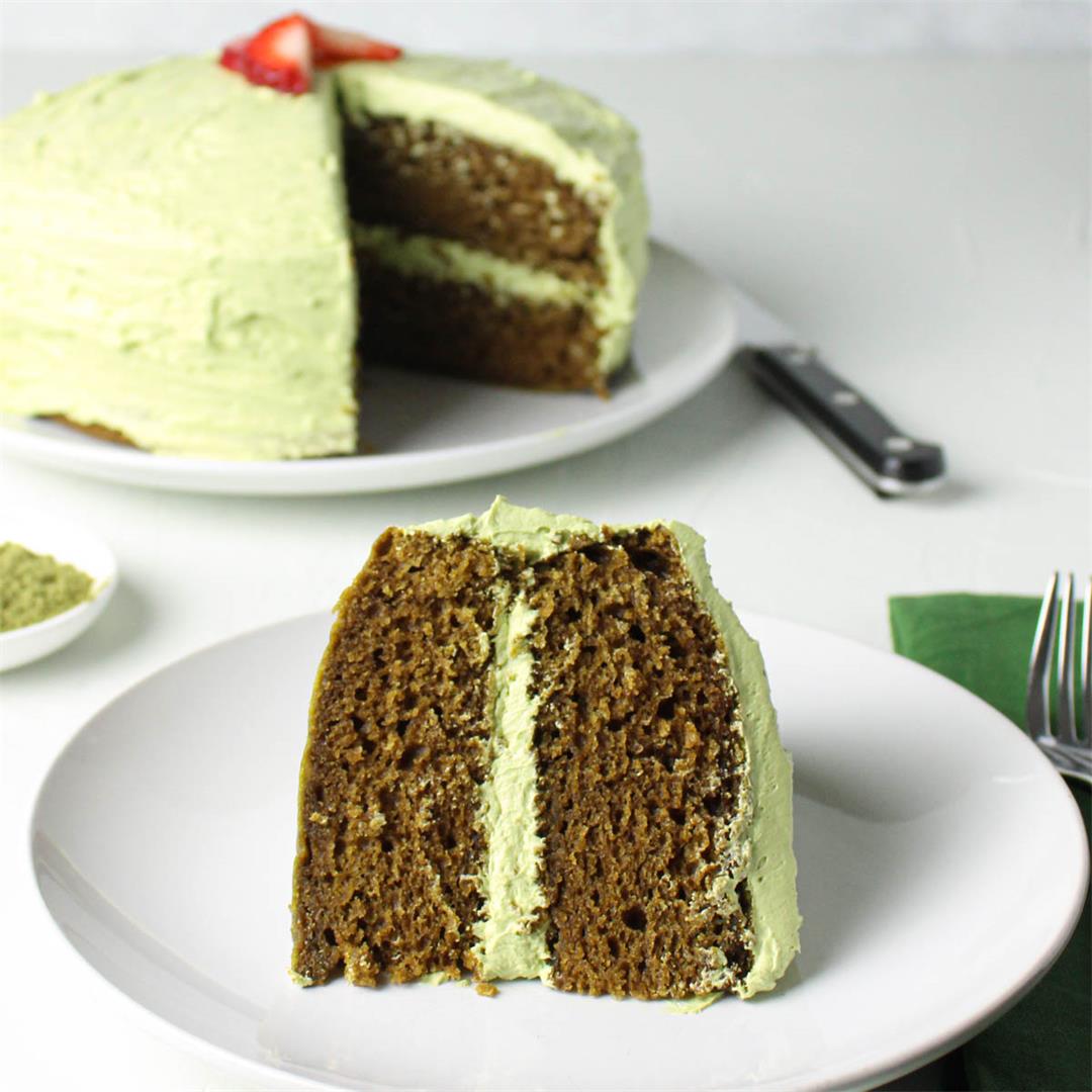 Easy Vegan Matcha Cake With Frosting
