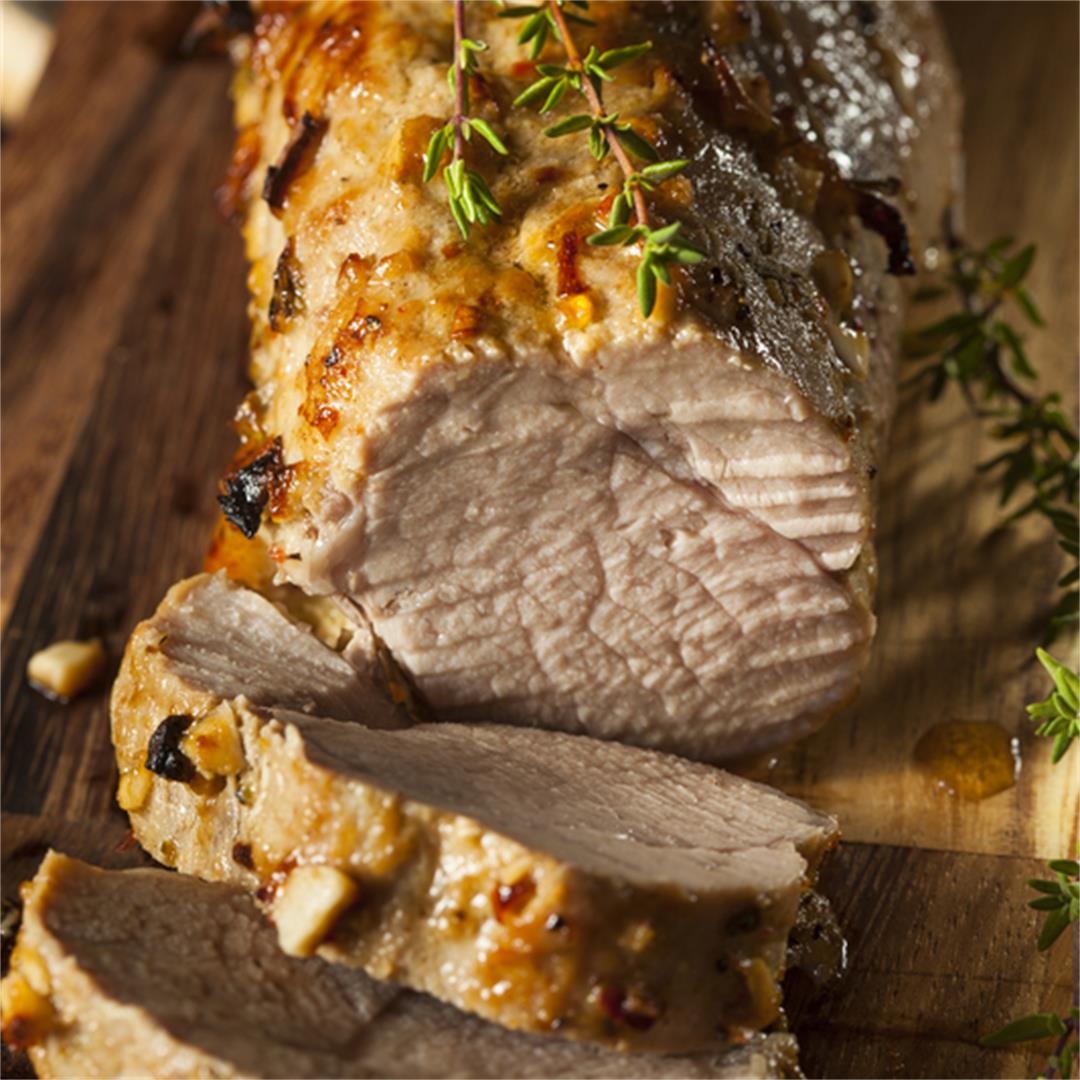 Delicious Roasted Pork Tenderloin with Garlic and Herbs Recipe