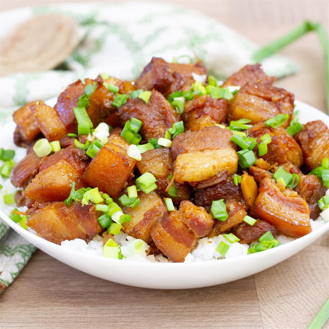 Hong Shao Rou (braised pork belly) ⋆ MeCooks Blog