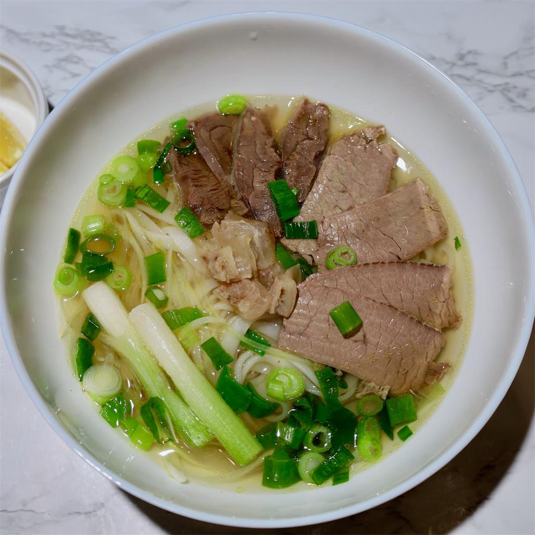 Quick and Easy Vietnamese Beef Pho Recipe (Pho Bo)