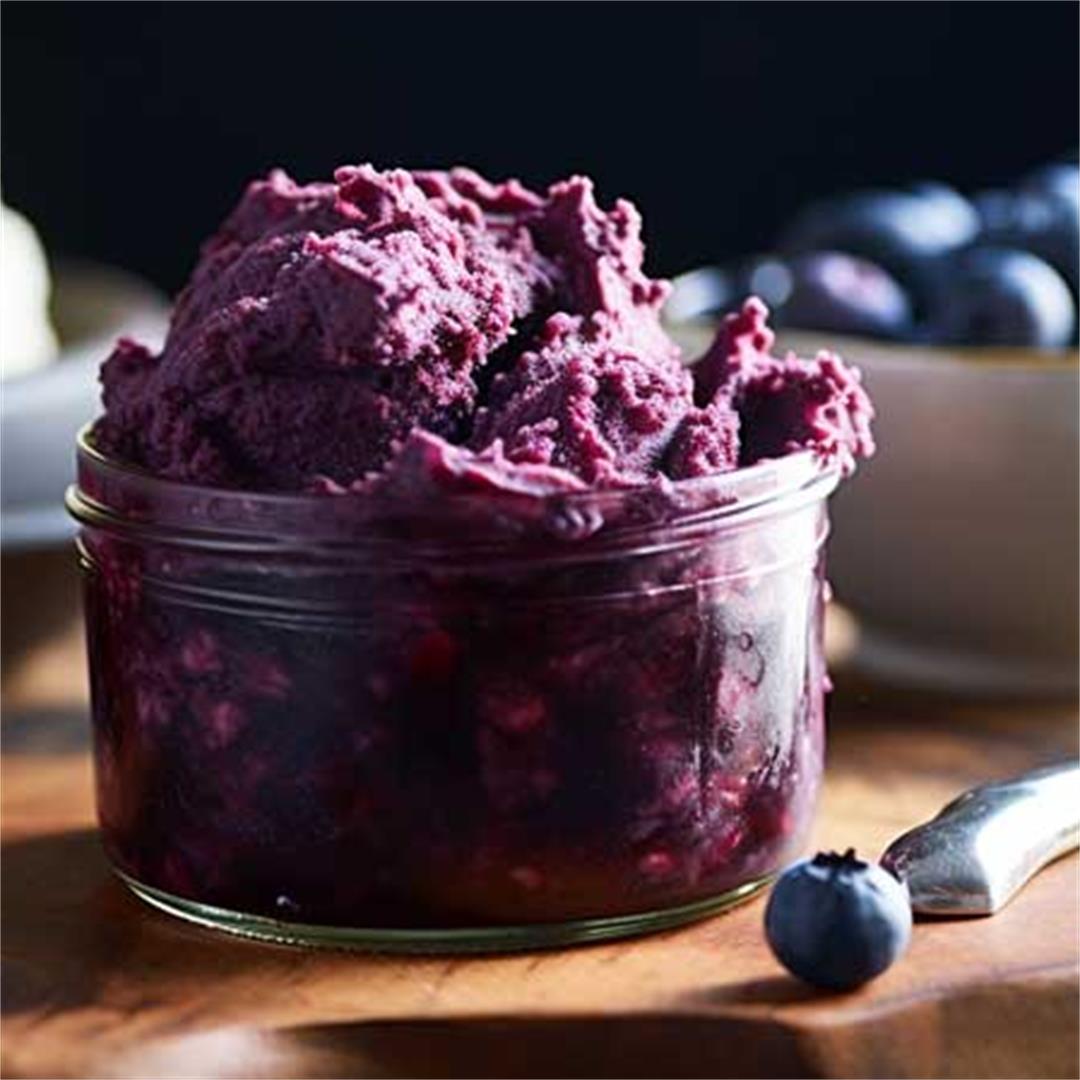 Homemade Blueberry Butter: A Delightful Slow Cooker Recipe