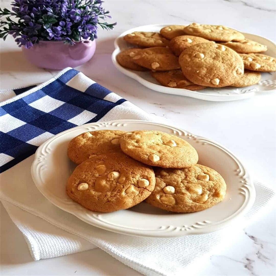 Soft And Chewy White Chocolate Chip Cookies