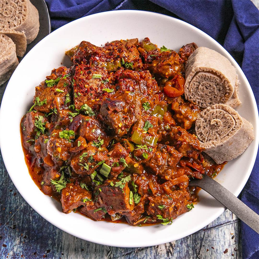 Awaze Tibs Recipe (Ethiopian Beef Tibs)