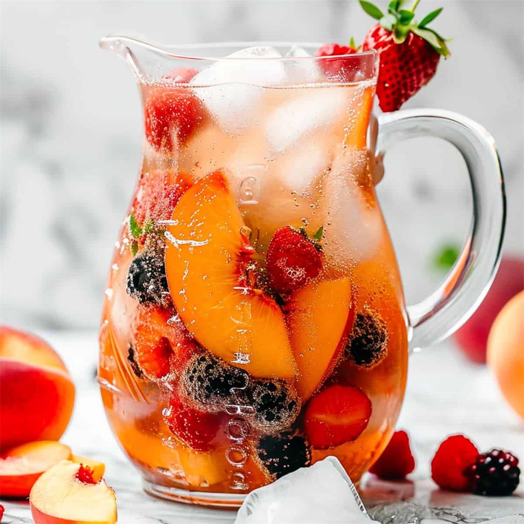 Sparkling Peach Sangria With Champagne