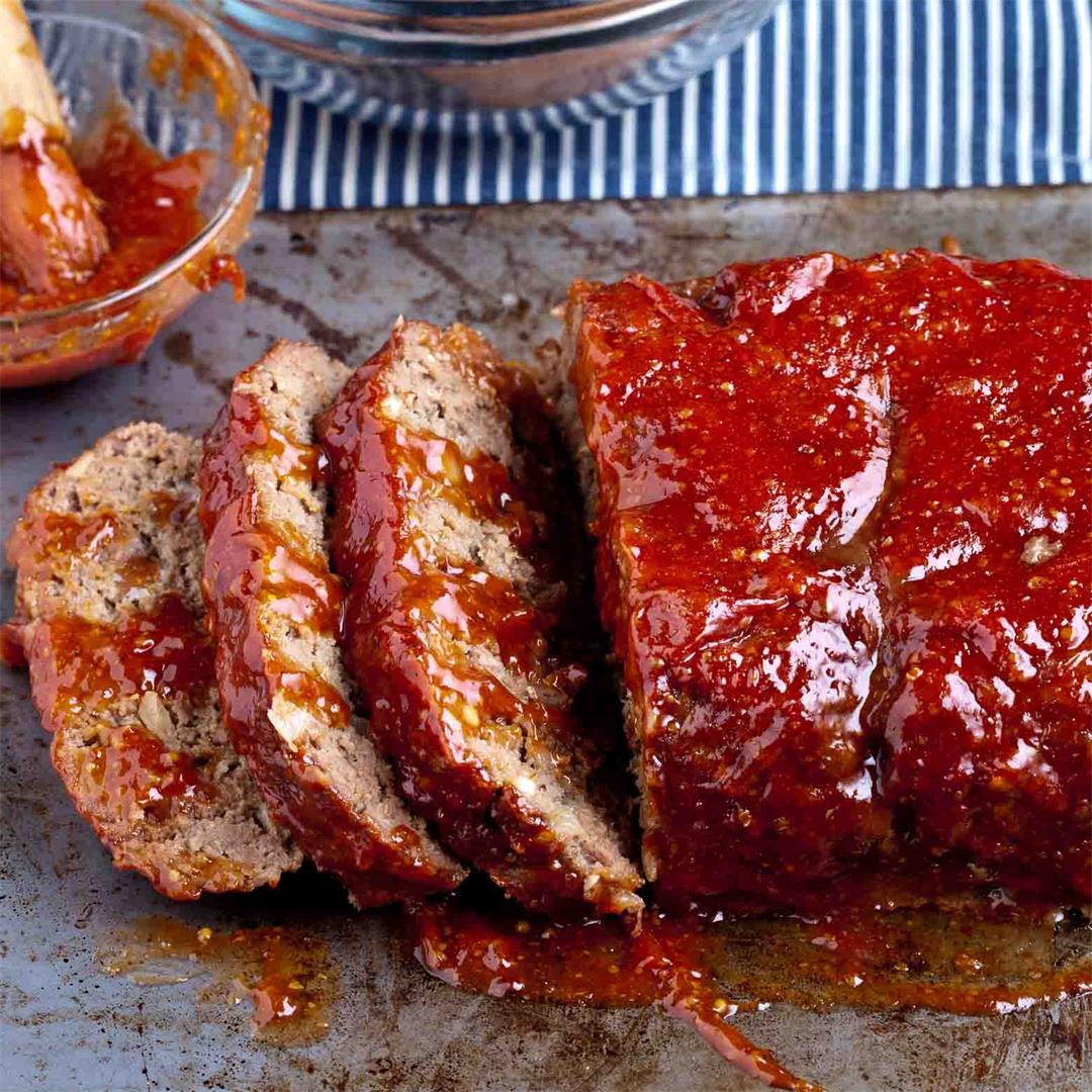 Best Meatloaf Recipe (Tender & Juicy)