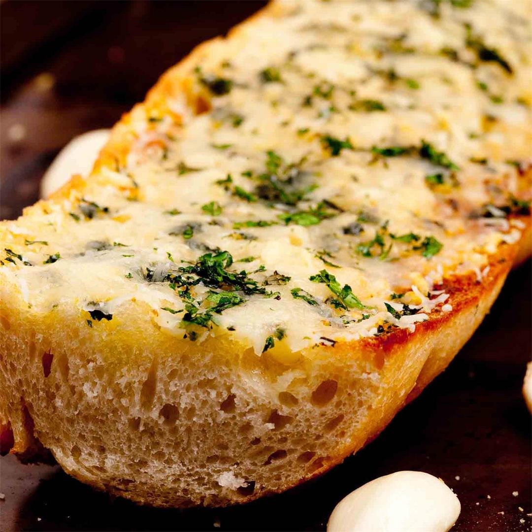 Easiest Garlic Cheese Bread