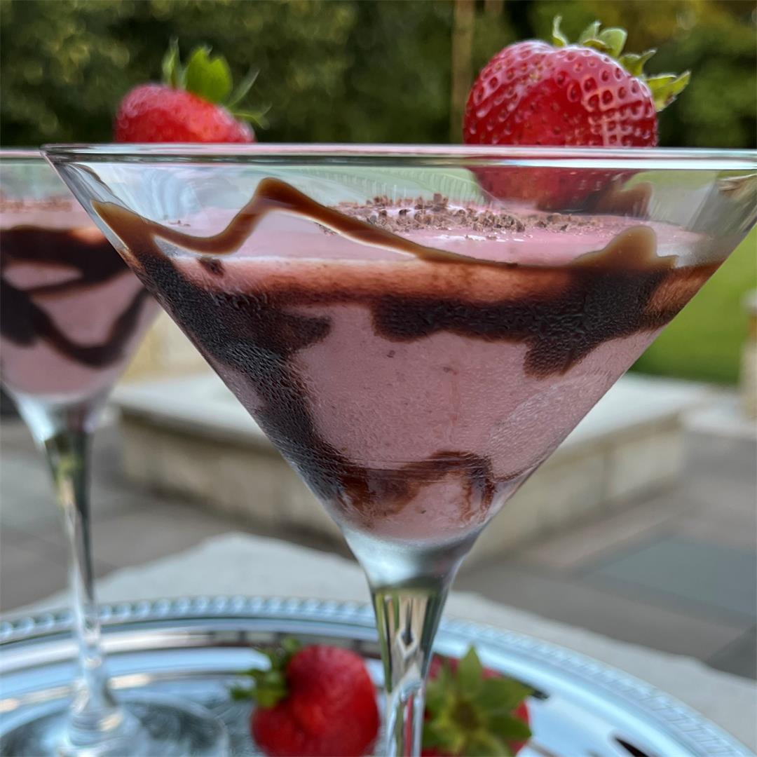 Chocolate Covered Strawberry Martini Smoothie